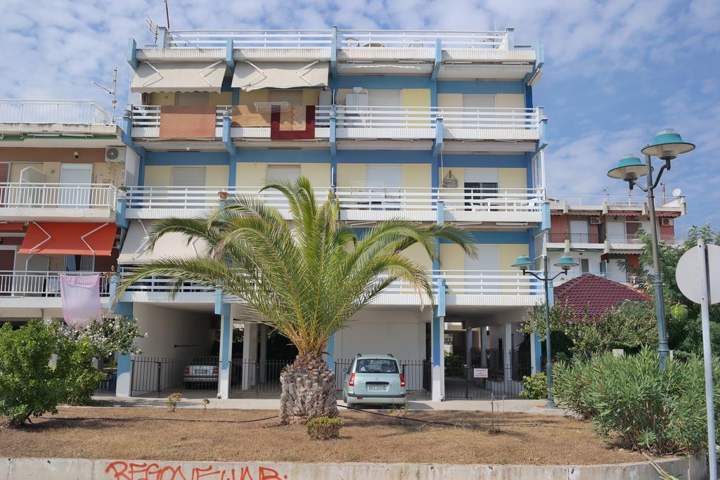Holiday apartment Sombrero Néa Péramos Exterior foto